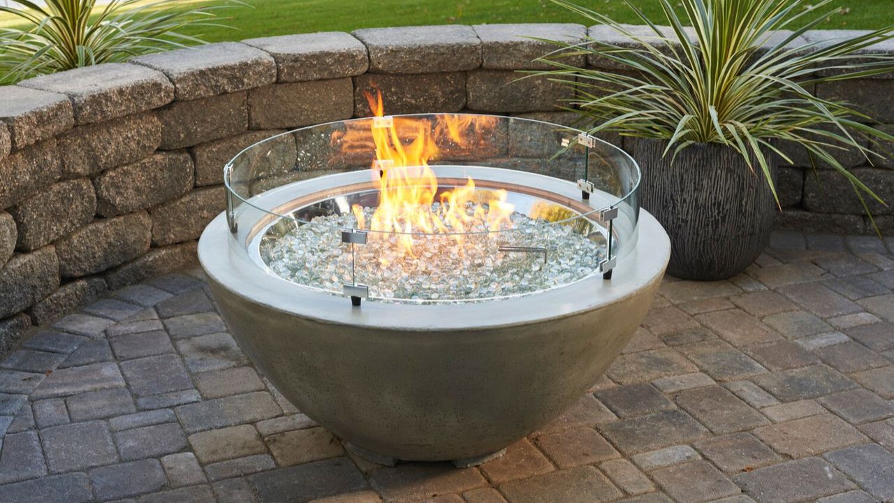 spring-fire-pit-party-ideas-outdoor-entertainment-for-hospitality-professionals.jpg